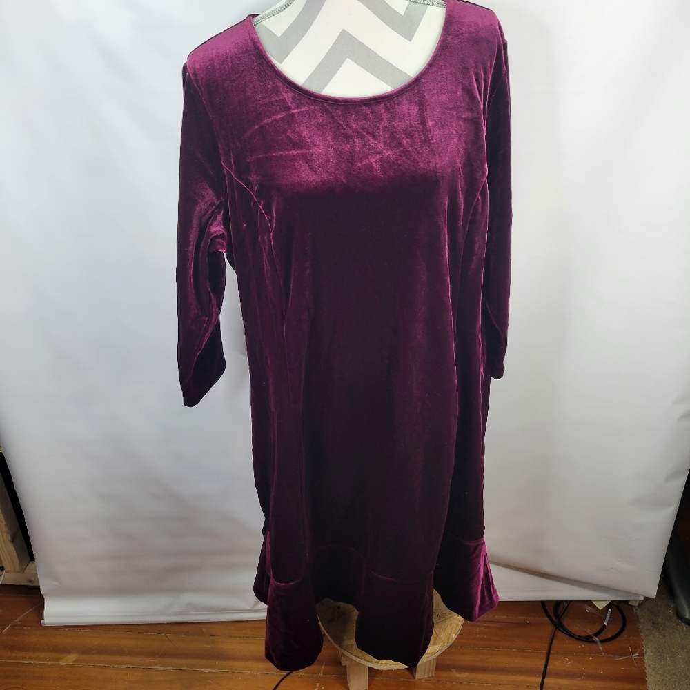 Isaac Mizrahi Live! Maroon Velvet Scoop Neck Dress Size 24W 3/4 Sleeve Ruffle